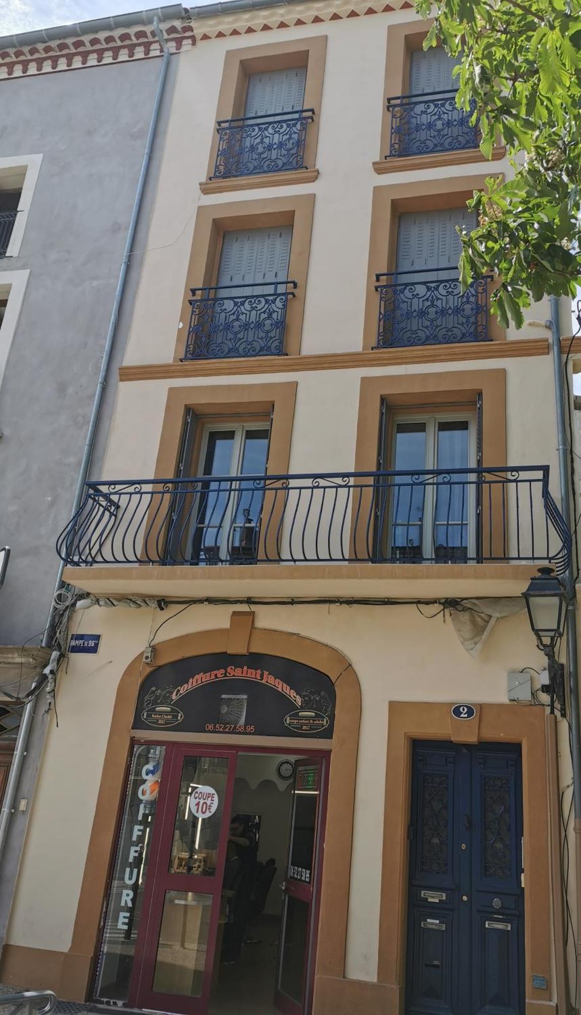 Confortable Appart 1Er Etage Centre Ville Netflix ベジエ エクステリア 写真